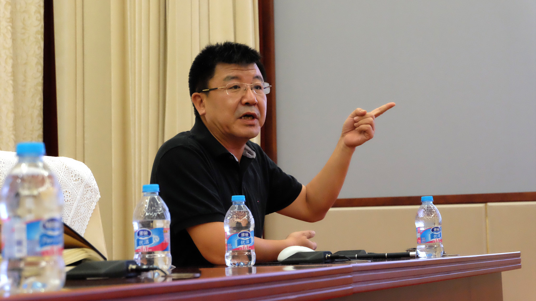 王富海董事长出席天津滨海新区2049远景战略规划中期专家研讨会